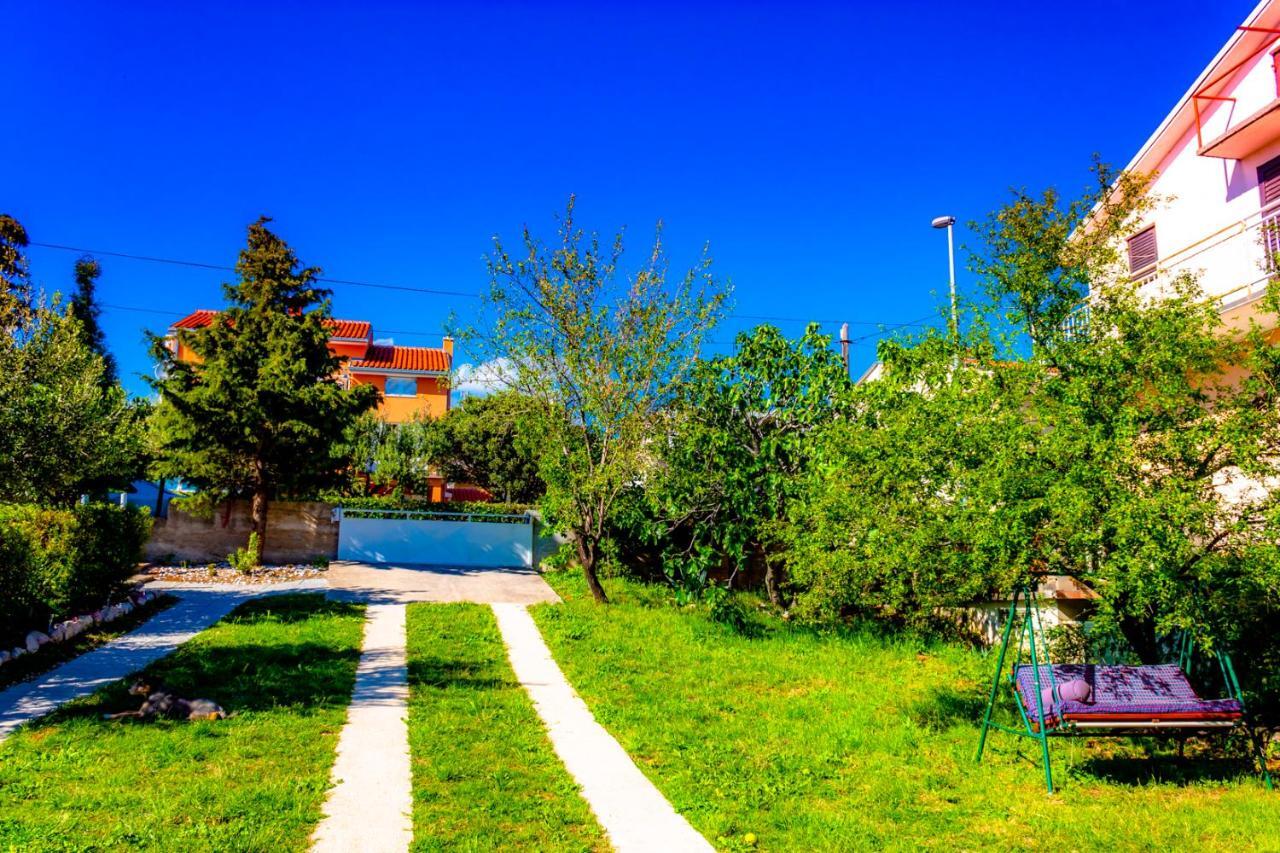 Vacation Home Grill & Chill With 350M2 Garden With Bbq Novi Vinodolski Exterior photo